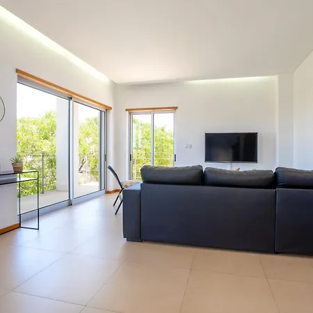 Golden Views Penthouse 3br In Newtown Apartmán